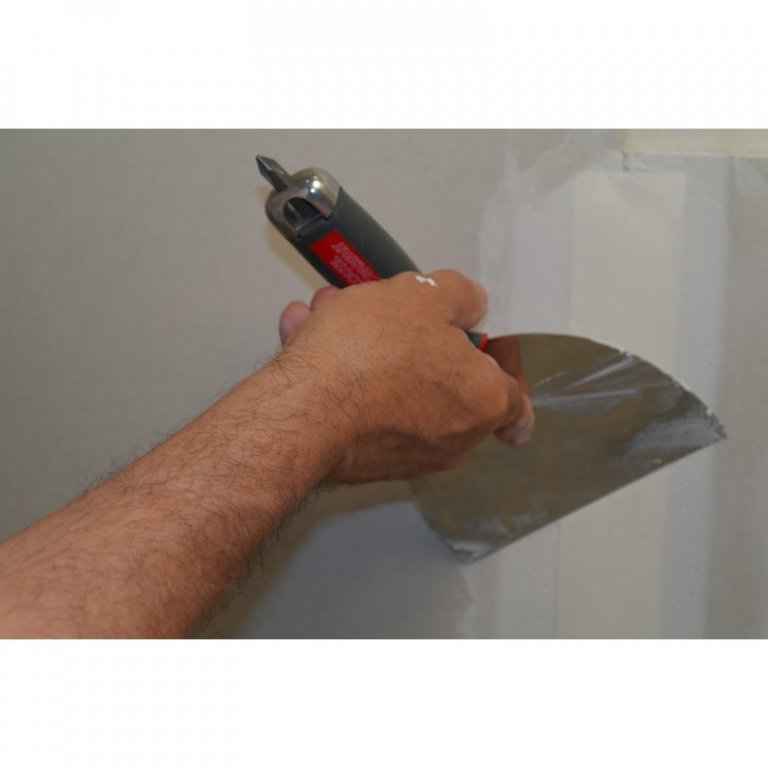 Plastering knife with screwdriver tip